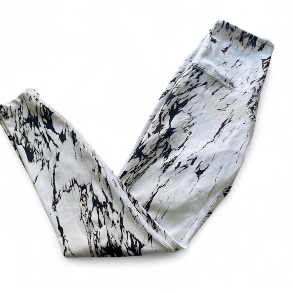 Beyond Yoga Marble Print Leggings